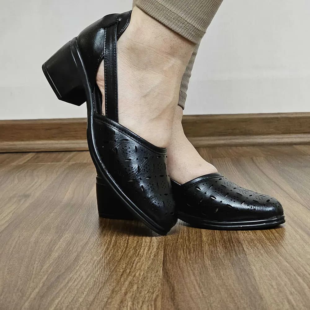 کفش تابستانی سوراخدار،کد توکلی مدل گاندی — تصویر ۳
