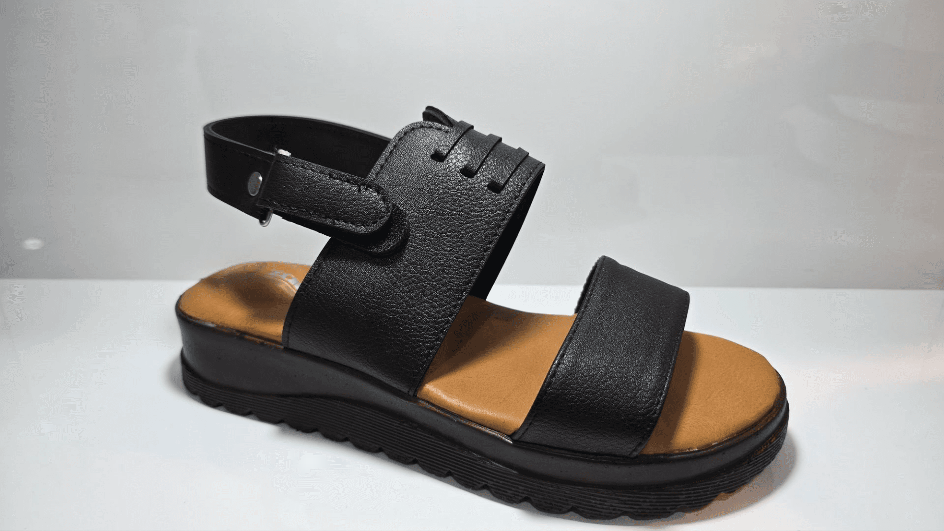 کفش تابستانی چسبی تخت زرپا، در 2 رنگ — تصویر ۲