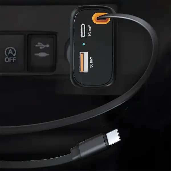 شارژر فندکی 81 وات پاورولوژی مدل Powerology Cyber 81W USB-C Retractable Car Charger — تصویر ۳