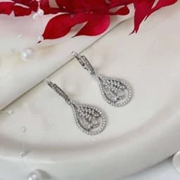 گوشواره نقره زنانه مدل اشک تمام نقره عیار 925 با روکش قوی طلا سفید عین طلا (پس کرایه) — تصویر ۲