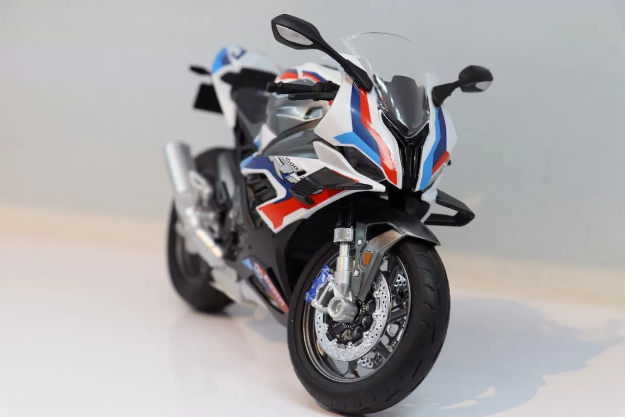 موتور فلزی بی ام و M1000RR سفید مدل M9_5A — تصویر ۴