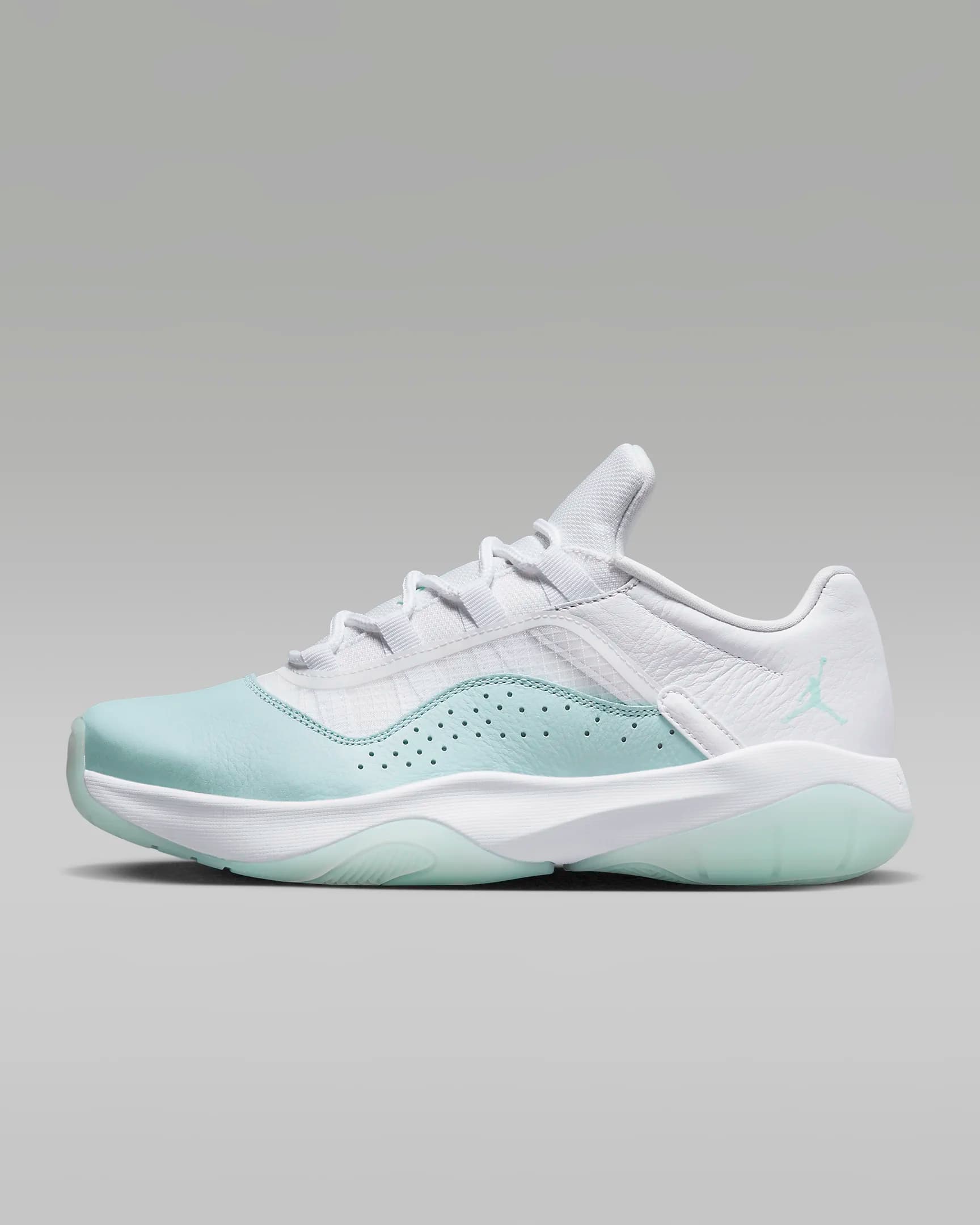 کفش زنانه نایک اورجینال -سفیدوسبز Nike Air Jordan 11 CMFT Low — تصویر ۲