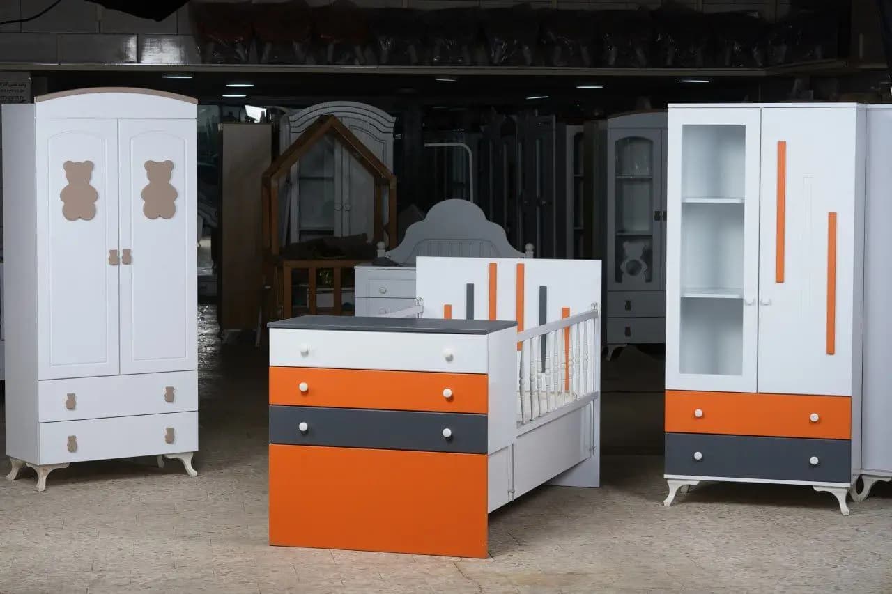 تخت و کمد کودک و نوزاد چوبی کد 001