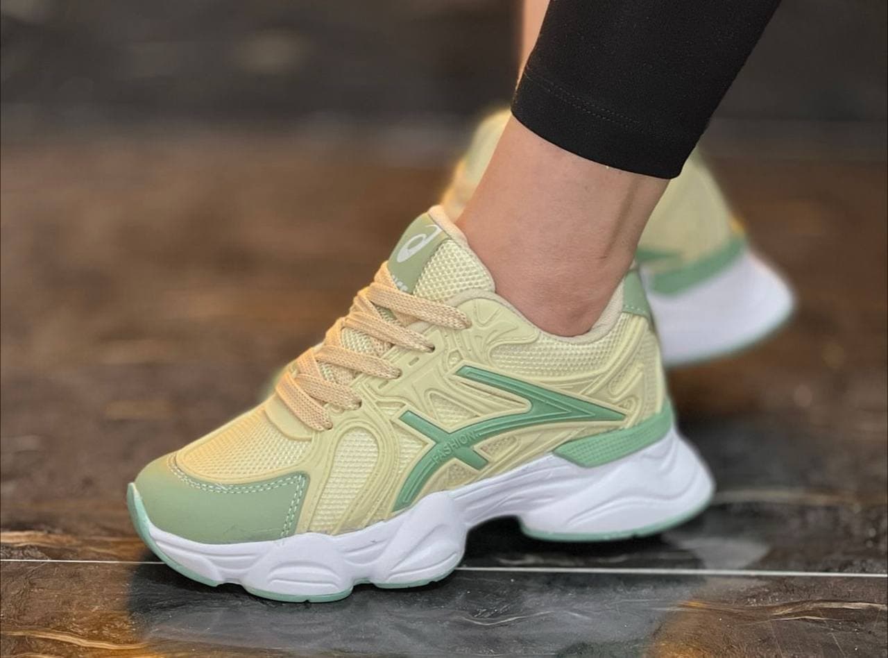 کتونی زنانه اسپرت مدل asics — تصویر ۸