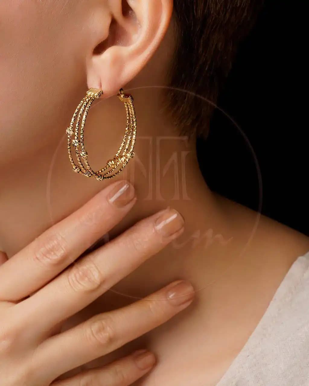 گوشواره حلقهای البرنادو زنانه با آبکاری طلا (مدل چند ردیفه)