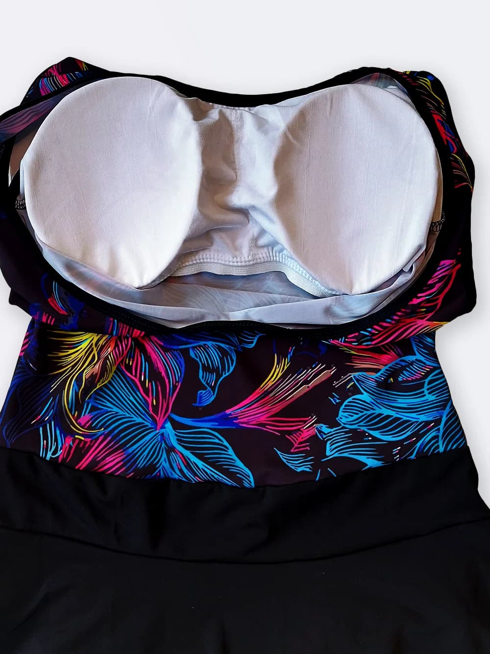 مایو دامنی خاص و شیک زنانه برای استخر شنا اسپیدو ( Speedo ) کاپ دار — تصویر ۴