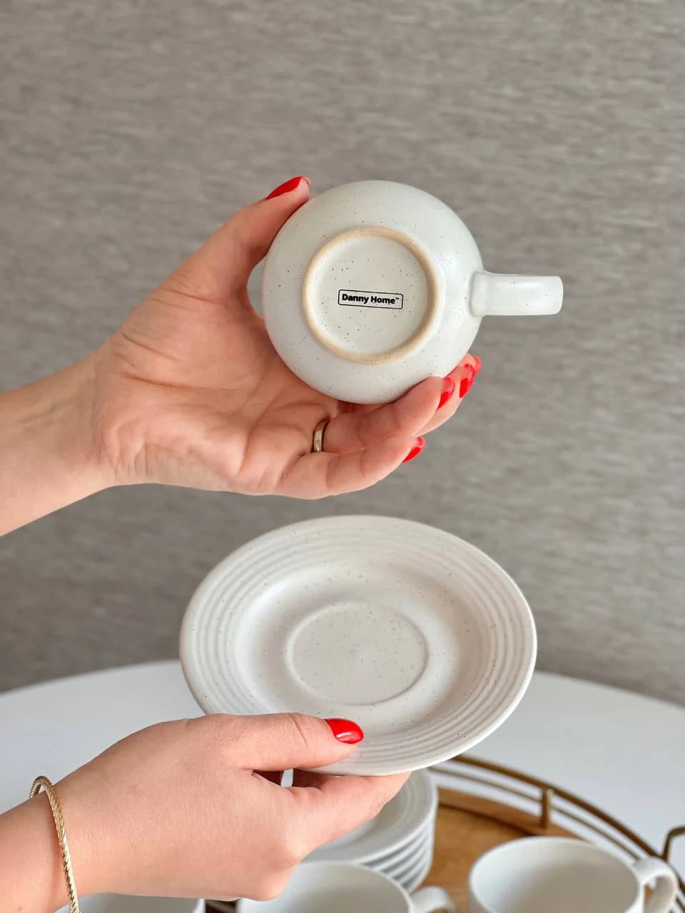 فنجان نعلبکی سفید دنی هوم مدل خالدار ریز کد B40-8 – یک عدد فنجان و یک عدد نعلبکی — تصویر ۲