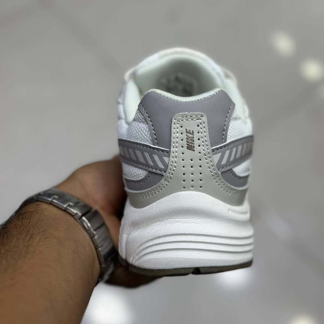 کفش کتونی نایک اینیشیتور سفید خاکستری قهوهای Nike Initiator Phantom Light Bone Sail Brown IB4339 — تصویر ۶