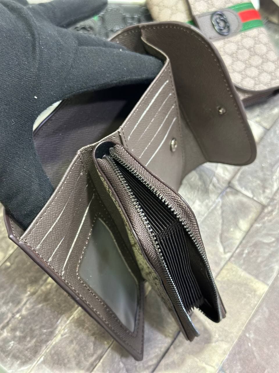 کیف پول جا کارتی برند گوچی ( کیفیت بی نظیر ) — تصویر ۵