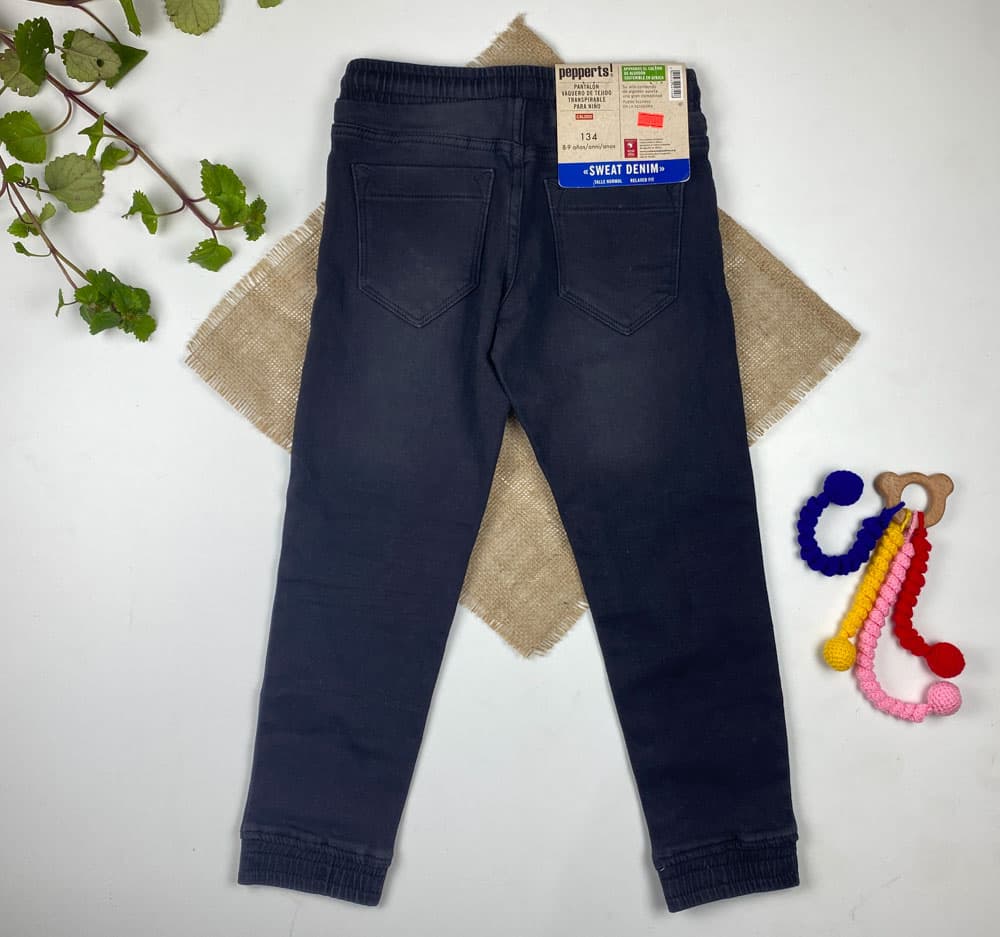 شلوار جین اسلش برند pepperts طرح پایین کش دار کمربند زرد دار مشکی رنگ — تصویر ۴