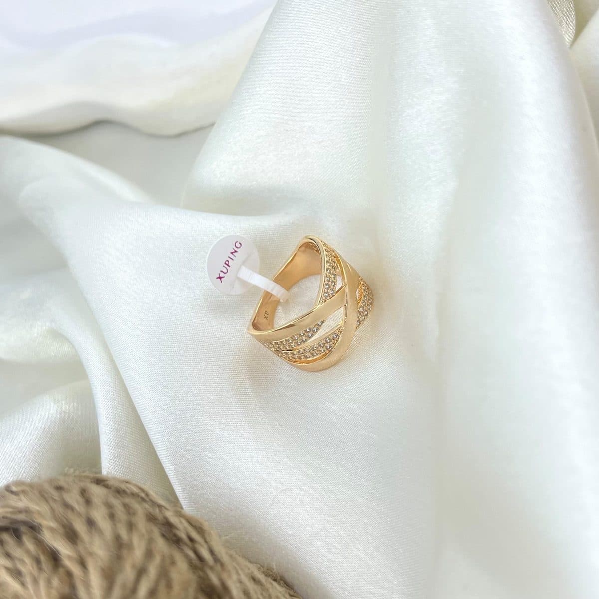 انگشتر زنانه ژوپینگ مدل جواهری کد R51851 — تصویر ۲