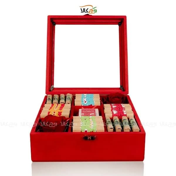 جعبه نازنین ساز عاشقانه ولنتاین شکلات،دمنوش، رز هلندی و شمع وگان – 31 عددی