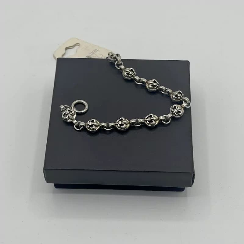دستبند کروم هارتز Chrome Hearts کد 13 — تصویر ۲