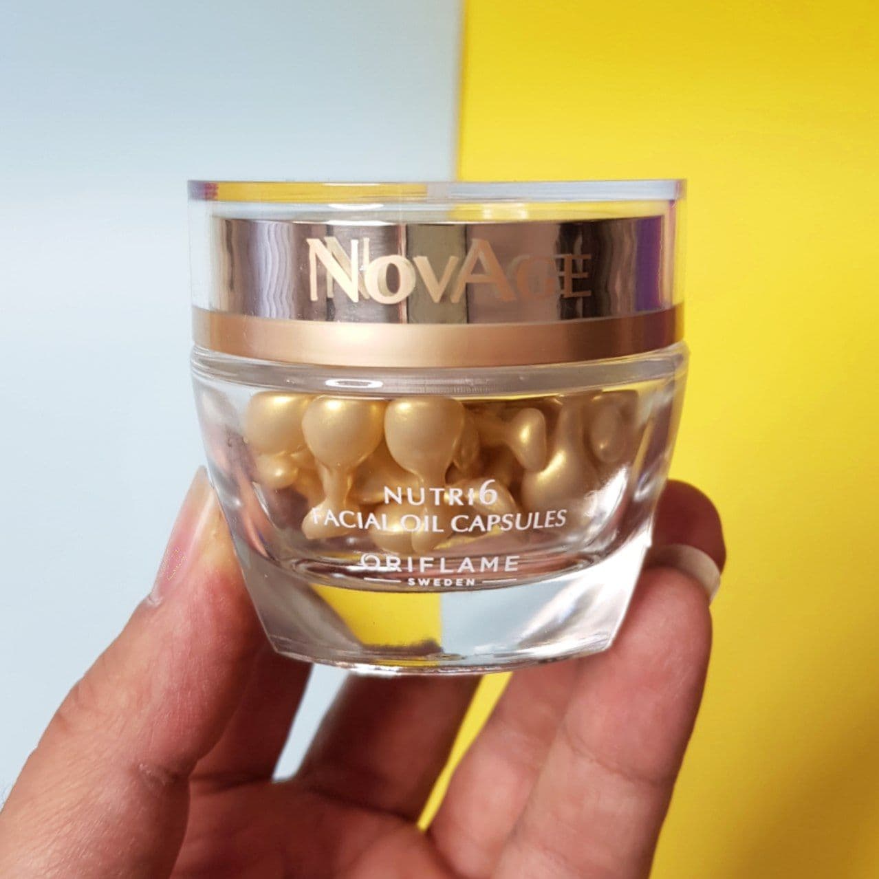 کپسول روغنی مغذی و آبرسان اوریفلیم ORIFLAME سری نویج novage مدل نوتری شش nutri6 حاوی 30 کپسول — تصویر ۴
