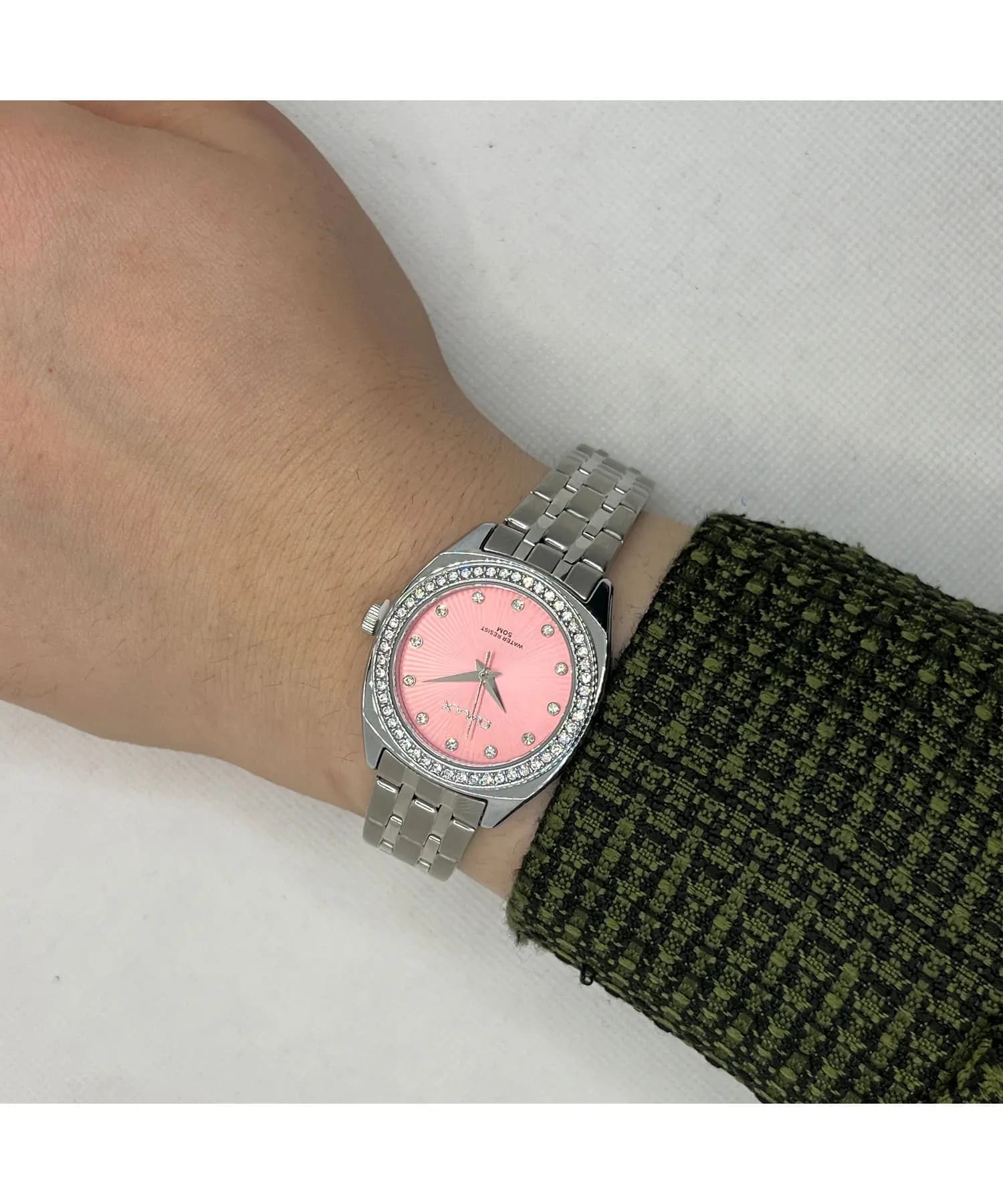 ساعت مچی زنانه اصل اوماکس (omax) زیرمجموعه یونیورسال مدل JAS002I016 — تصویر ۴