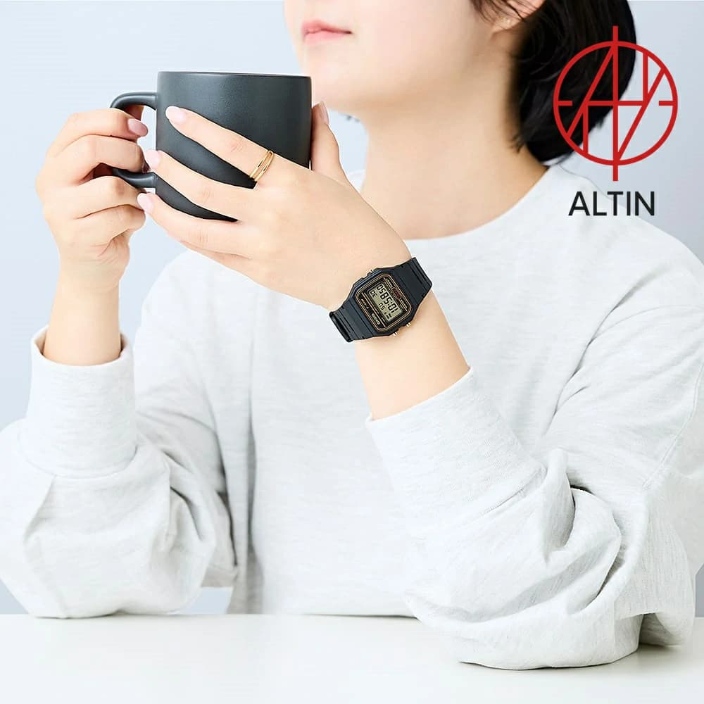 ساعت مچی دیجیتال کاسیو Casio مدل F91WG-9QDF اورجینال با تم طلایی — تصویر ۲