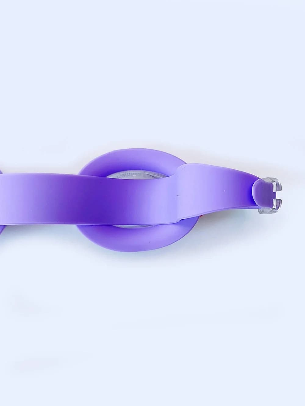 عینک استخر بچه گانه دخترانه و پسرانه اسپیدو ( Speedo ) با ۳ پل بینی به رنگ بنفش — تصویر ۶