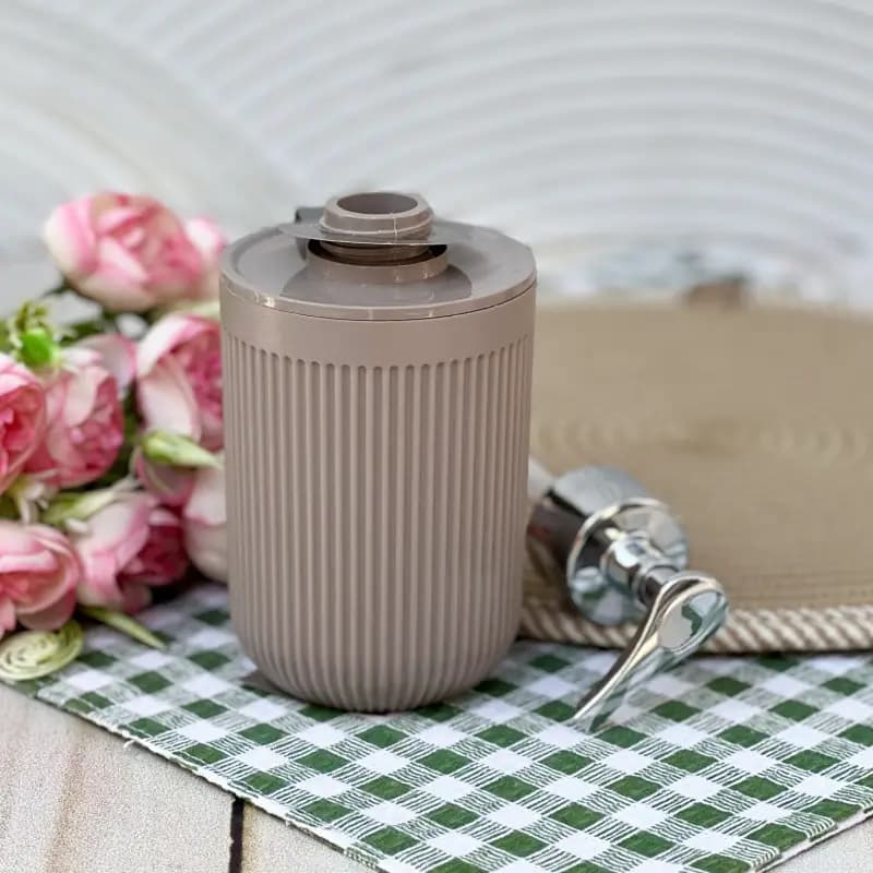 جا مایع نقره ای پادیز — تصویر ۳
