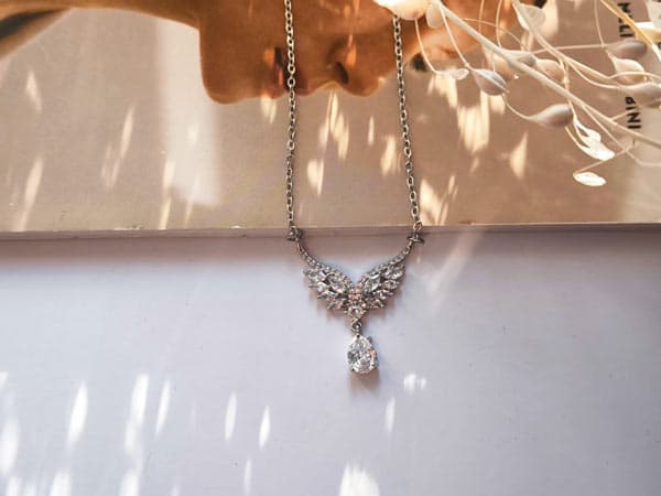 گردنبند بال فرشته و آویز اشکی کد 10457 — تصویر ۳