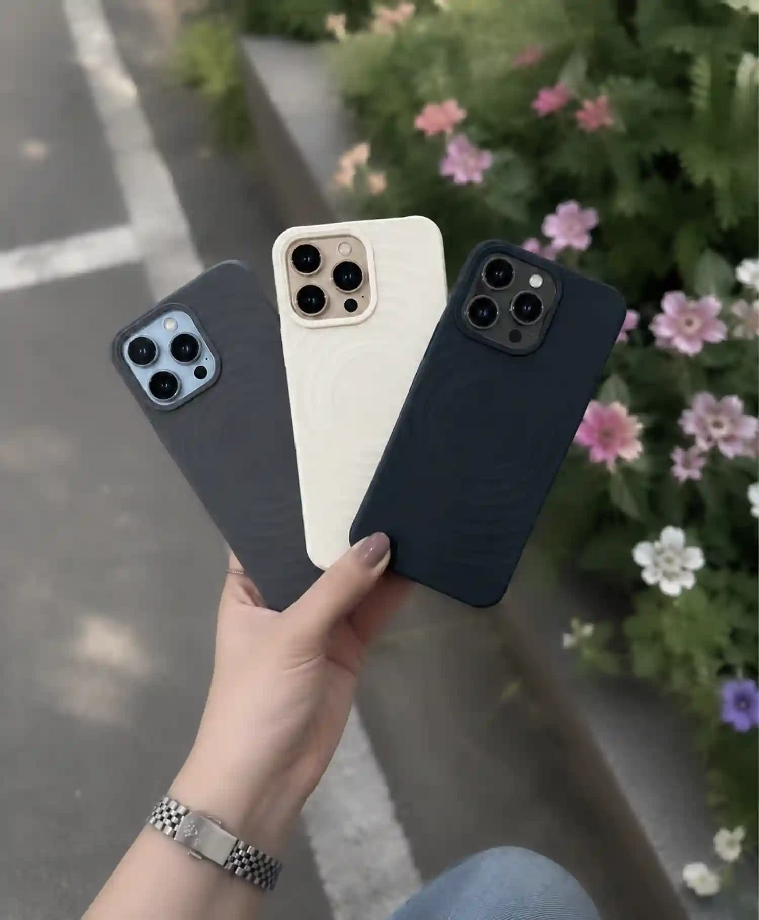 قاب سیلیکون مگ سیف دار طرح برجسته Iphone 13 Pro Max — تصویر ۵