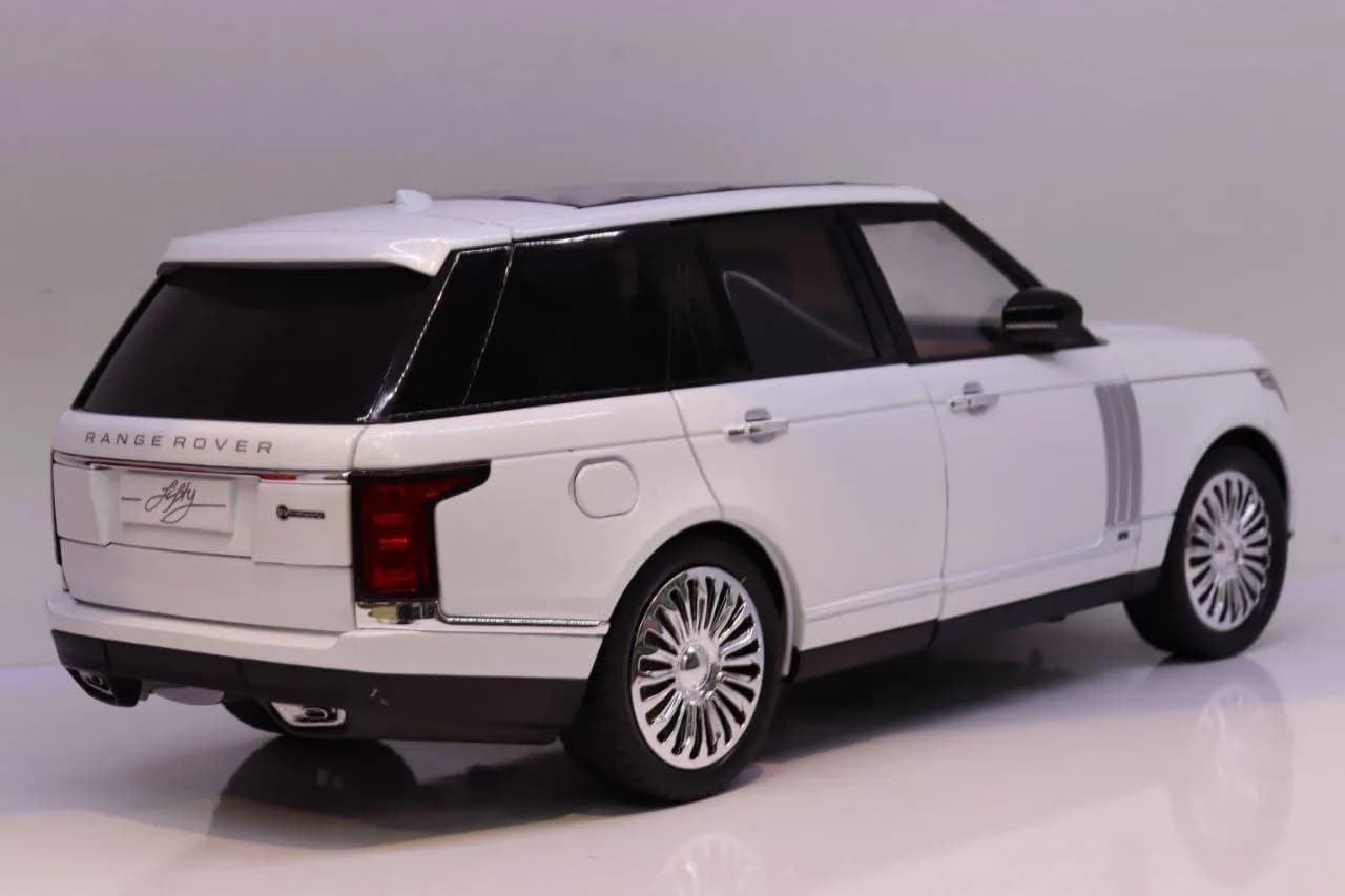 ماشین ماشین فلزی رینج راور سفید مدل Vogue SUV — تصویر ۶