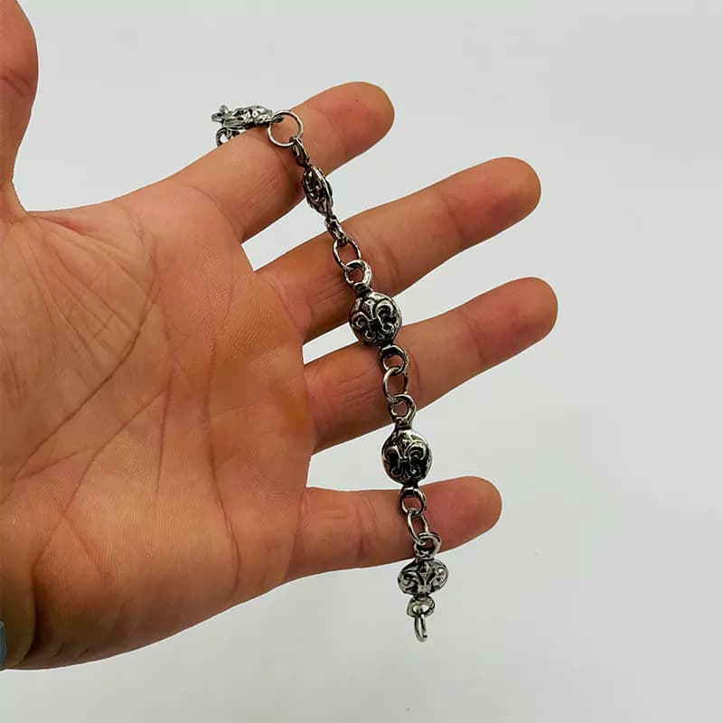 دستبند کروم هارتز Chrome Hearts کد 9 — تصویر ۳