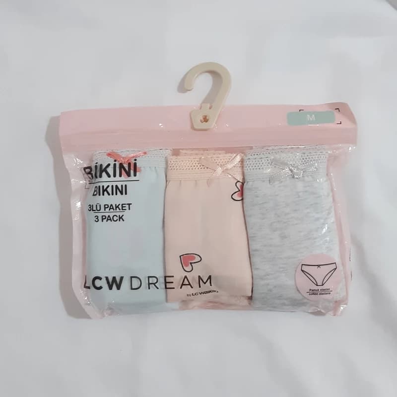 شورت زنانه ال سی وایکیکی مدل W1BB06Z8 مجموعه سه عددی — تصویر ۲