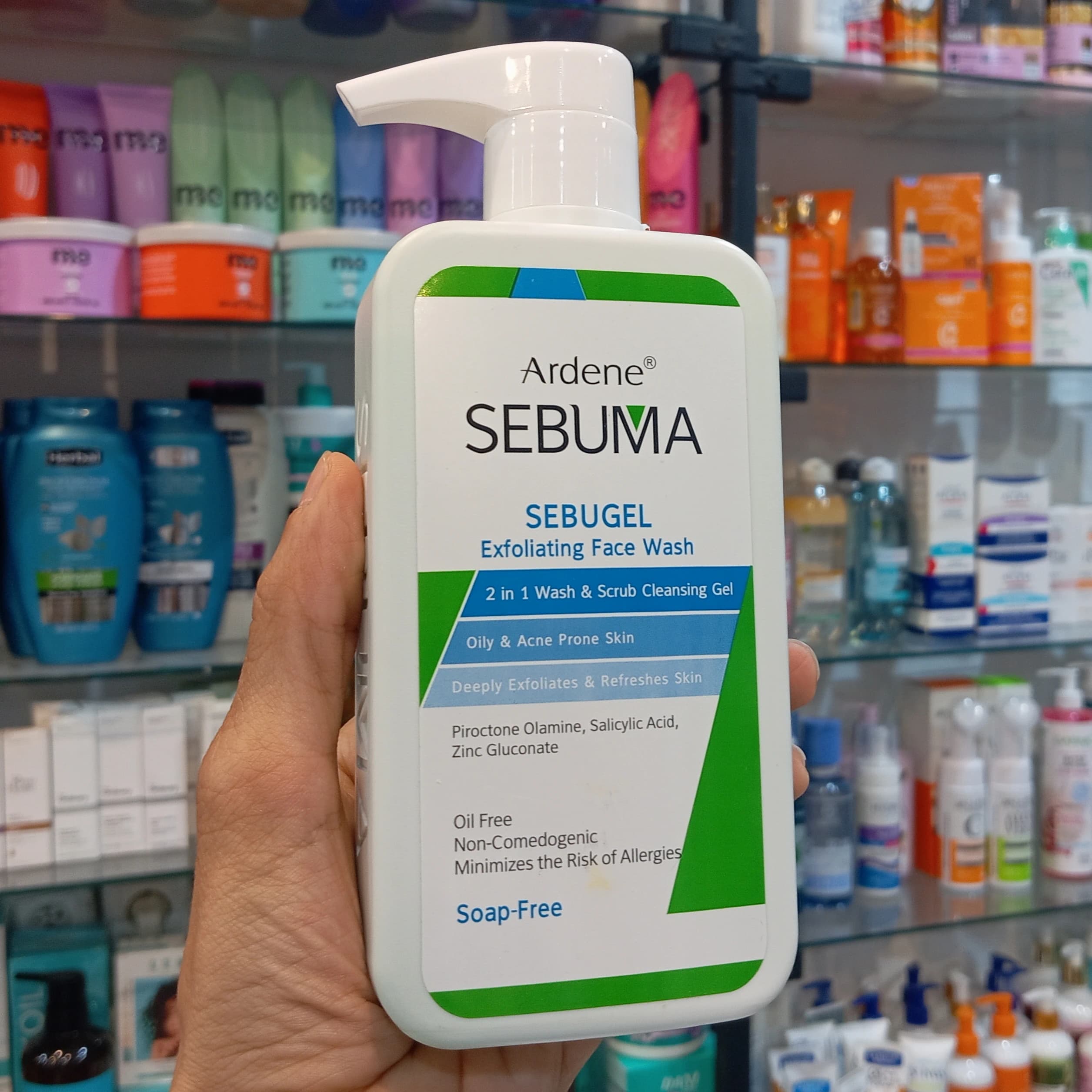 ژل شوینده و ساینده پوست صورت آردن سبوما Ardene Sebuma — تصویر ۲