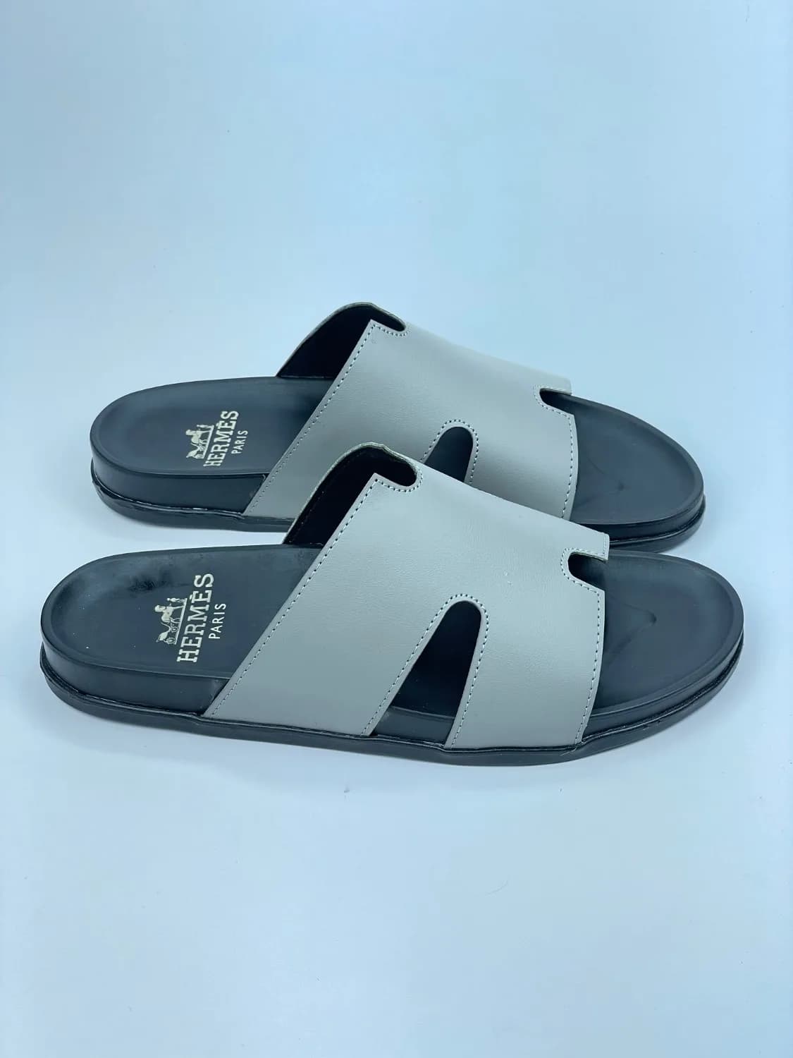 کد 365 اسلیپر صندل HERMES هرمس طوسی مات مشکی — تصویر ۶