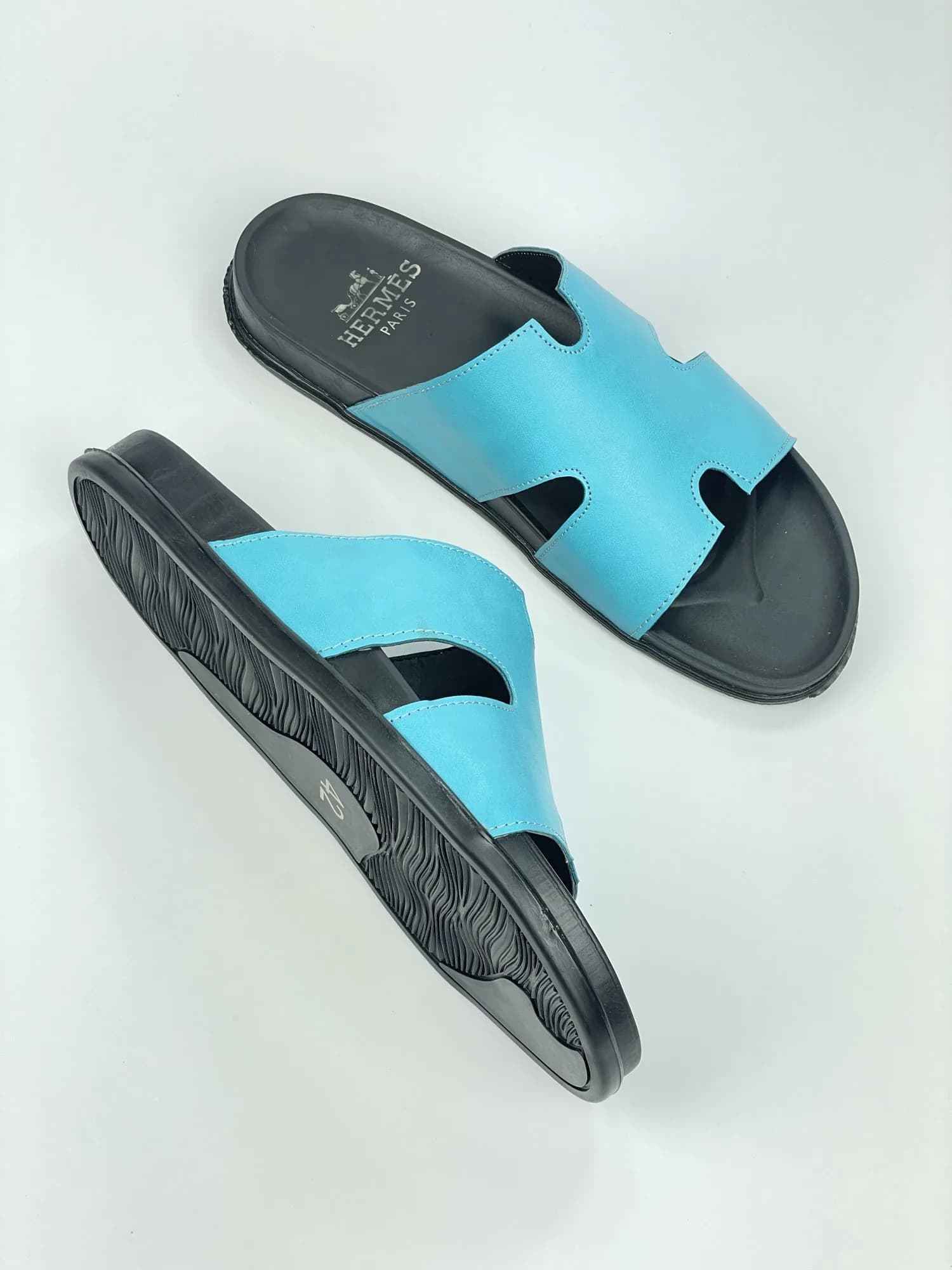 کد 365 اسلیپر صندل HERMES هرمس ابی فیروزه ای مشکی — تصویر ۳