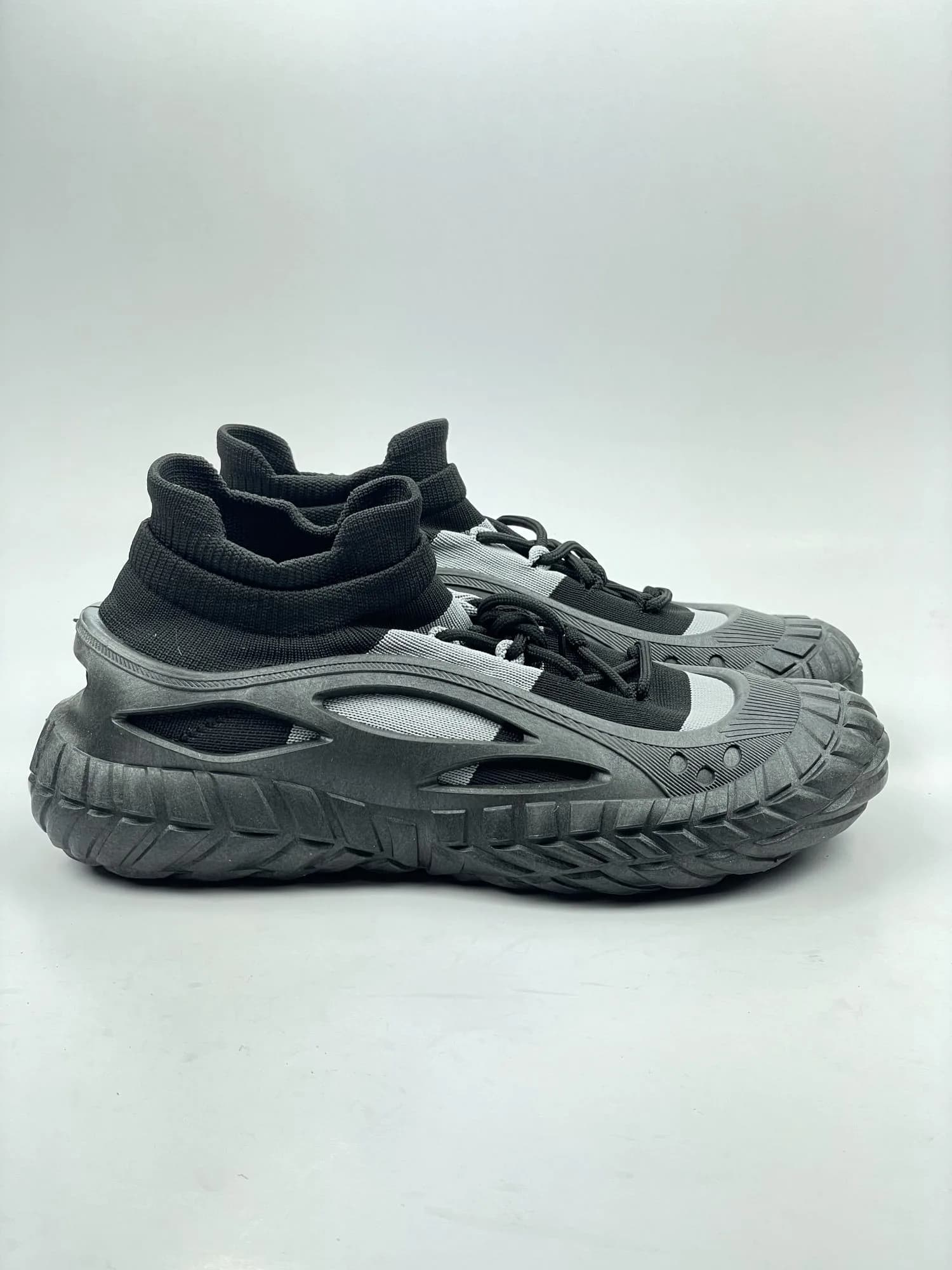 کتونی کشبافت تانکی تزریق مستقیم بالنسیاگا BALENCIAGA بندی مشکی طوسی