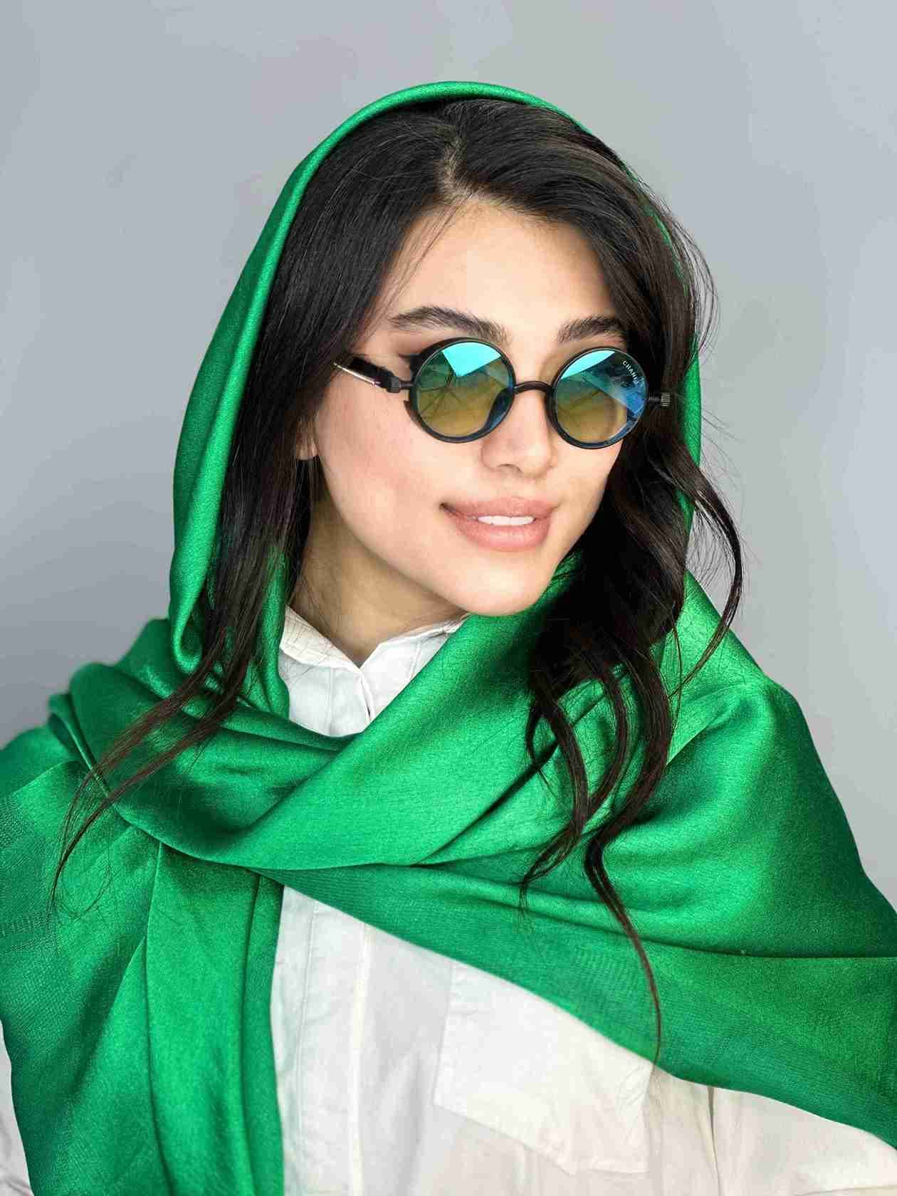 عينك افتابي Chanel چنل اسپرت گرد يووي ٤٠٠ سكه اي — تصویر ۳