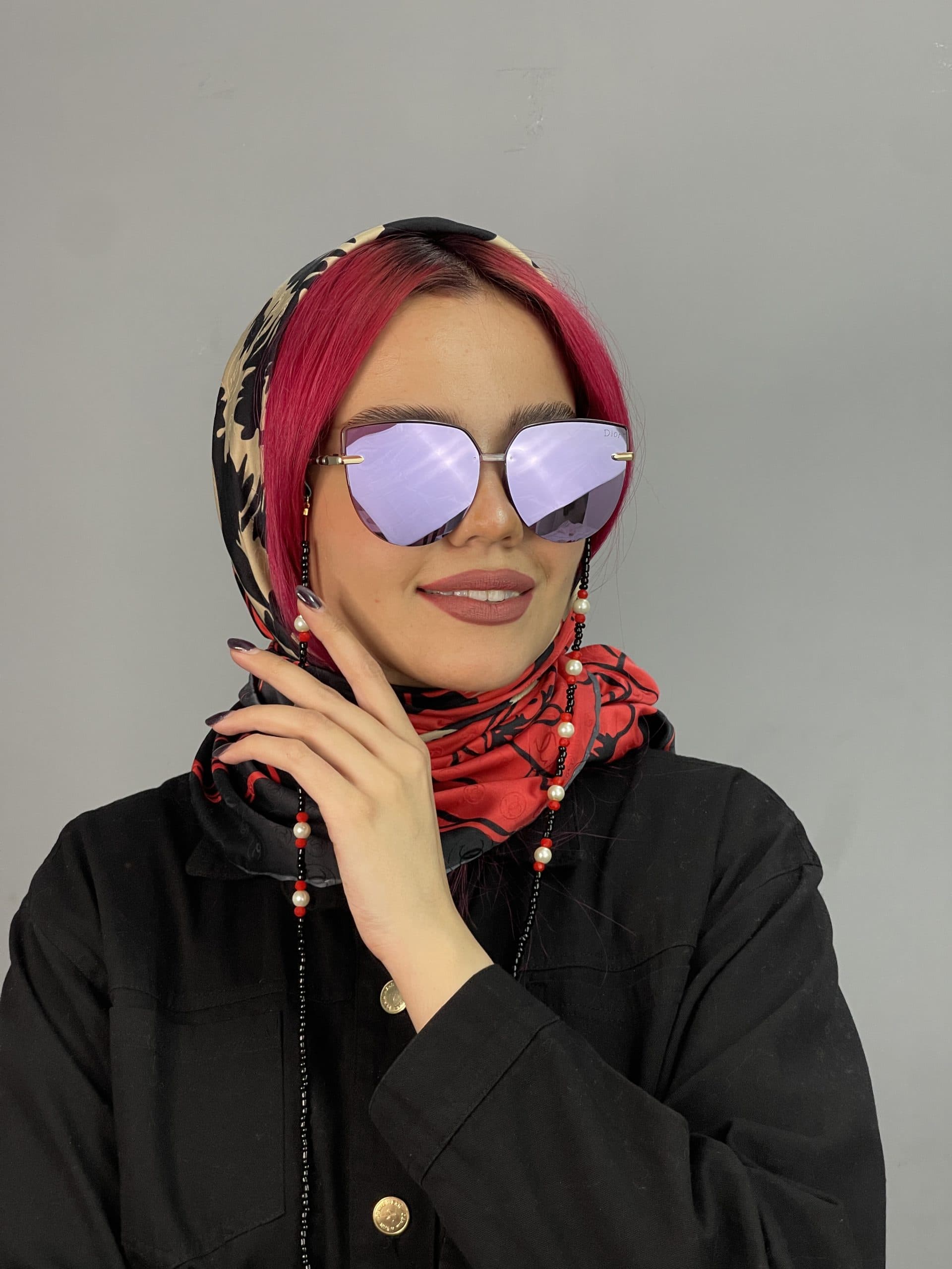 عینک آفتابی بنفش زنانه برند دیور گربه ای یووی ۴۰۰ پلاریزه — تصویر ۲