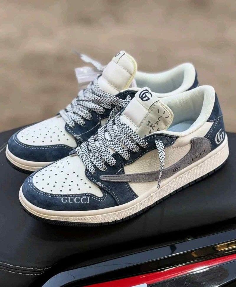 نایک ایر جردن ۱ بدون ساق تراویس اسکات گوچی آبی لی Nike air jordan 1 low Travis Scott LV Blue Lee — تصویر ۲