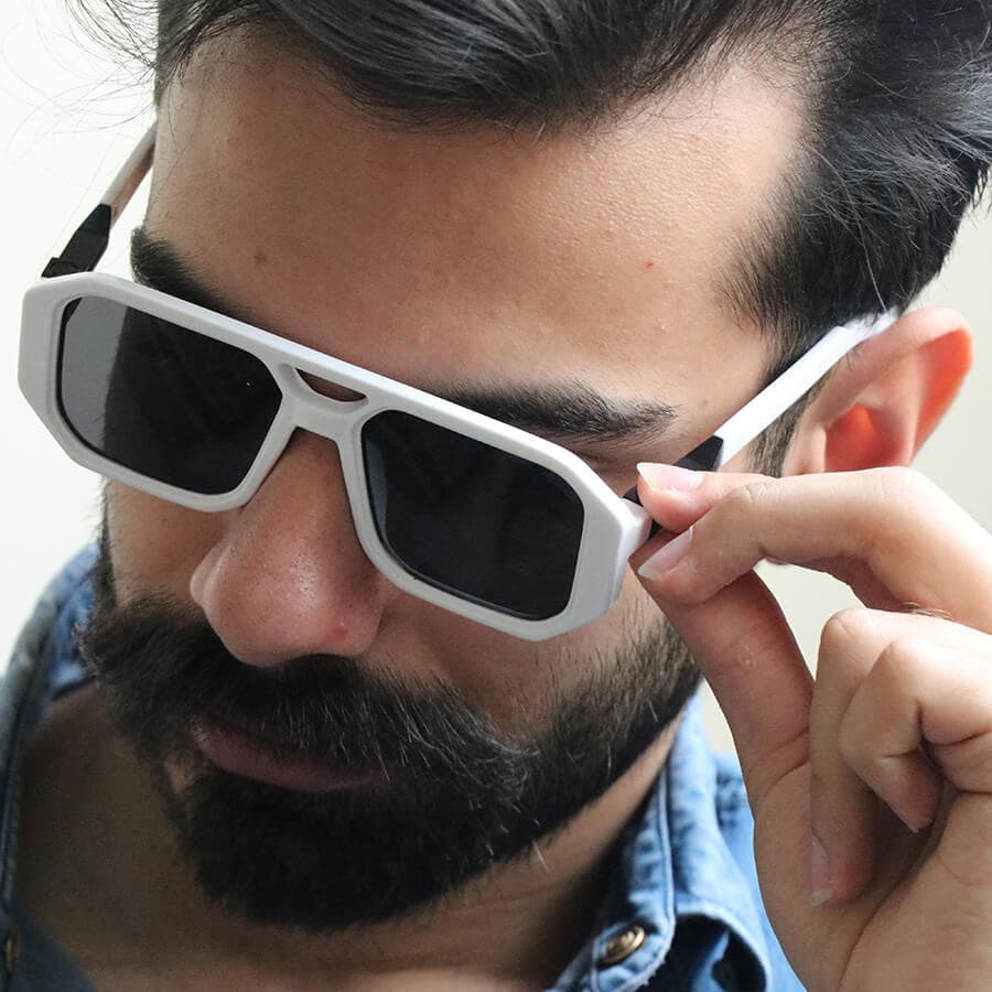 فریم عینک طبی Marc Jacobs با شکل مربعی، رنگ نارنجی و از جنس کائوچو مدل 53336 — تصویر ۲