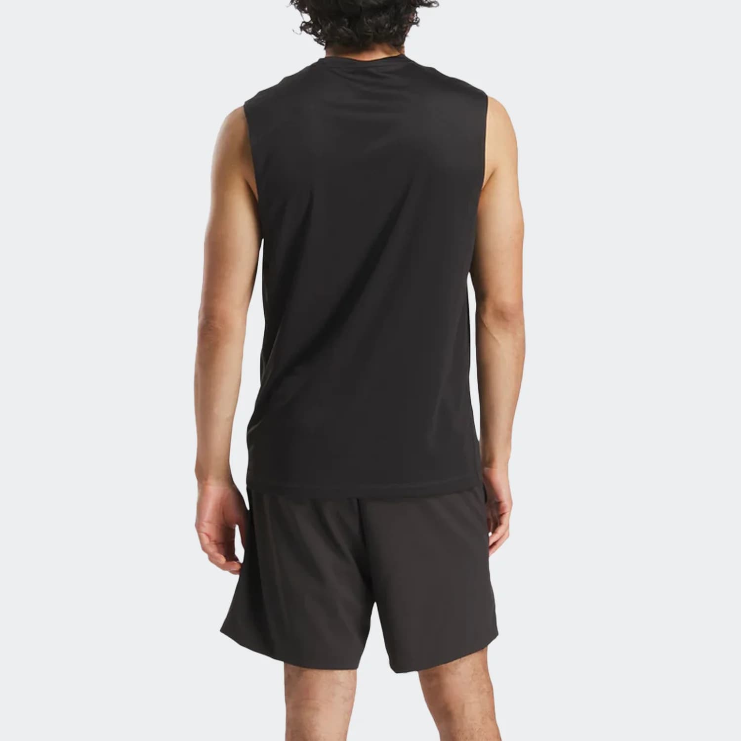 کاور مردانه ریباک مدل ID Train Sleeveless Tech T-Shirt — تصویر ۳