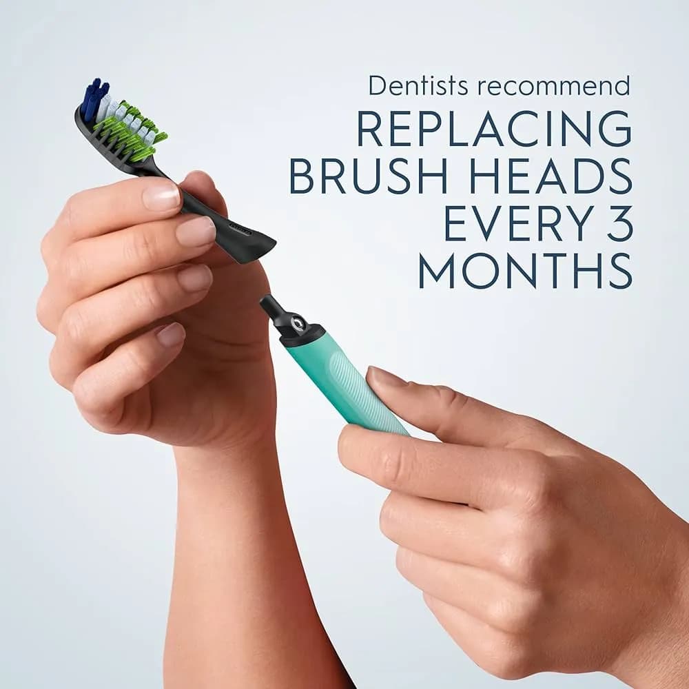 مسواک دستی کلیک اورال بی با سری قابل تعویض Oral-B Clic Teal Manual Toothbrush — تصویر ۴