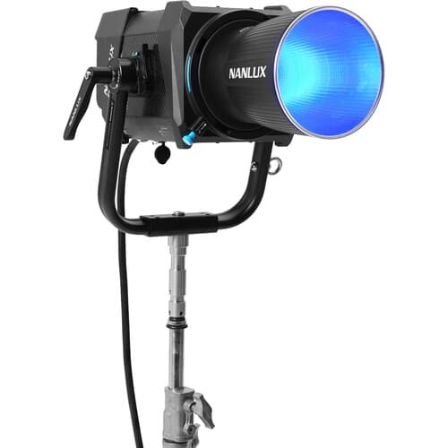 نور ثابت RGB نانلوکس ایووک Nanlux Evoke 900C + کیف چرخدار با گارانتی اصلی