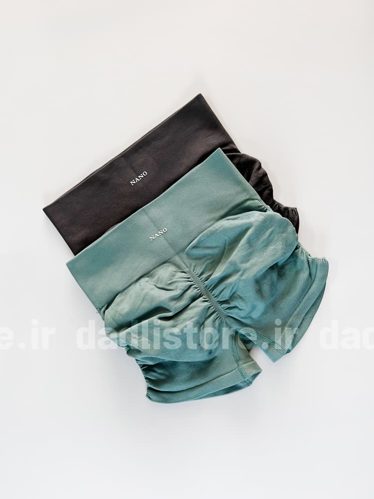 شورتک ورزشی زنانه سیملس پشت و بغل چروک