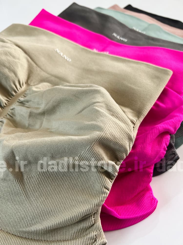 شورتک ورزشی زنانه سیملس پشت و بغل چروک — تصویر ۵
