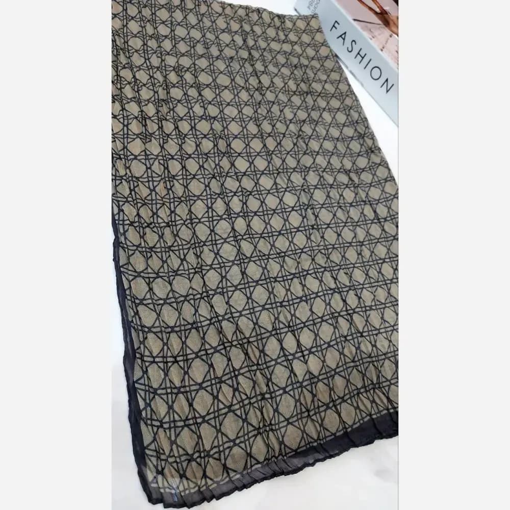 شال پلیسه حریر بهاره خنک قواره 200 در 75 سانت — تصویر ۲