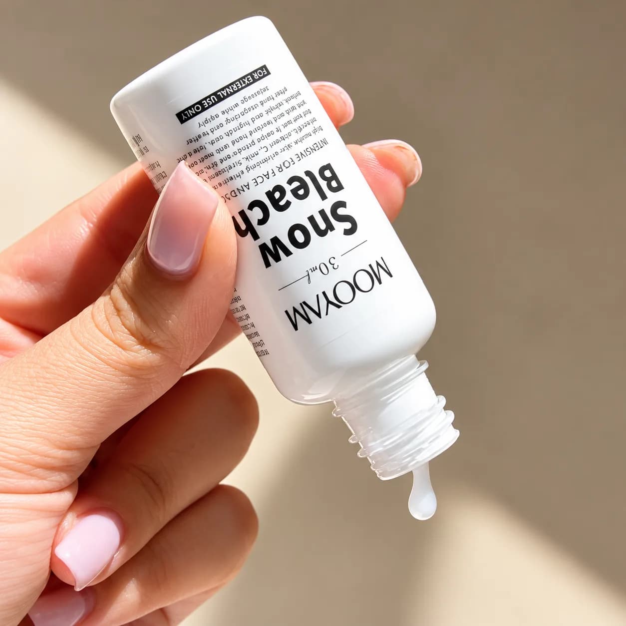 لوسیون روشن کننده بدن مویام Mooyam مدل Snow Bleach حجم 30 میلی لیتر — تصویر ۴