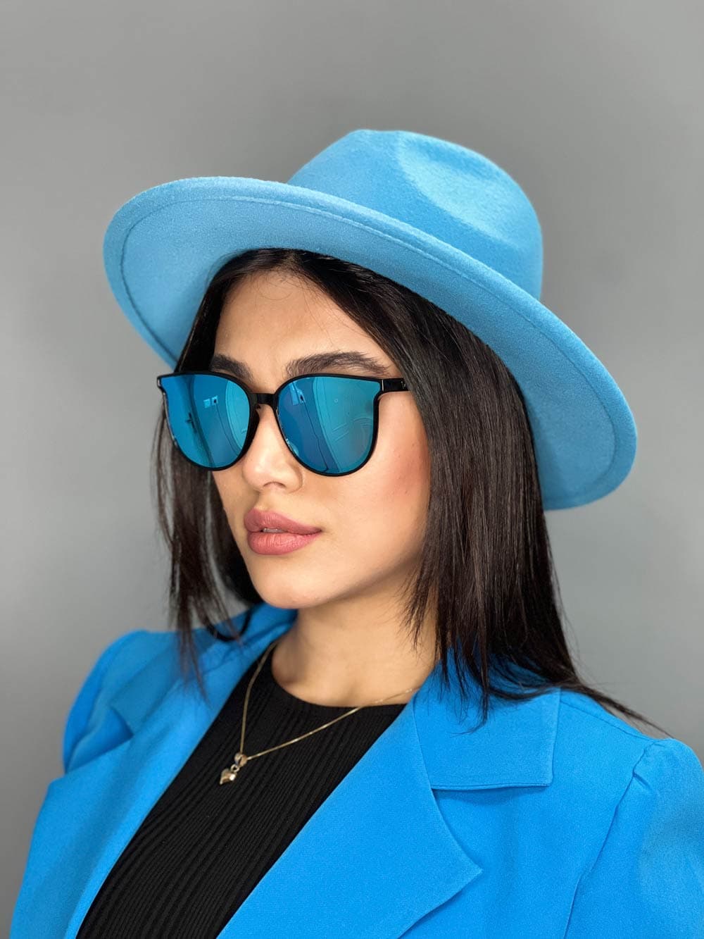 عینک آفتابی زنانه آبی گربه ای برند لوییس ویتون پلاریزه — تصویر ۳