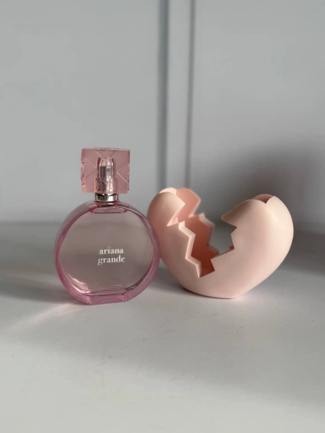 ادکلن آریانا گراند تنک یو نکست | Ariana Grande Next — تصویر ۳