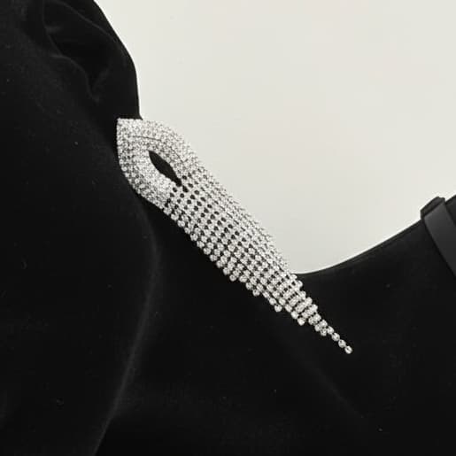 گوشواره زنانه جواهری طرح اشک آبشاری نگین کاری شده رنگ نقره ای مناسب مجلس و مهمانی آبکاری درجه یک نقره و رادیوم ضد حساسیت و رنگ کاملا ثابت کد zmc — تصویر ۳