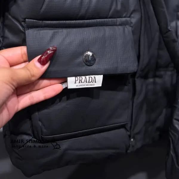 کاپشن طرح PRADA — تصویر ۶
