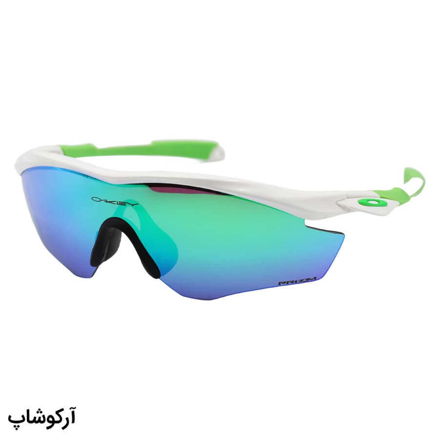 عینک ورزشی اوکلی با فریم سفید و سبز، 5 کاور لنز قابل تعویض و تجهیزات کامل مدل OO9343-06 — تصویر ۴