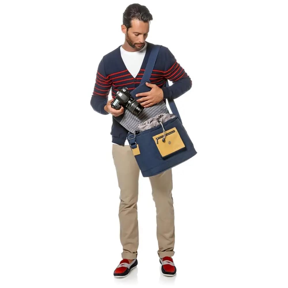 کیف نشنال National Geographic NG MC 2450 Medium Messenger — تصویر ۶