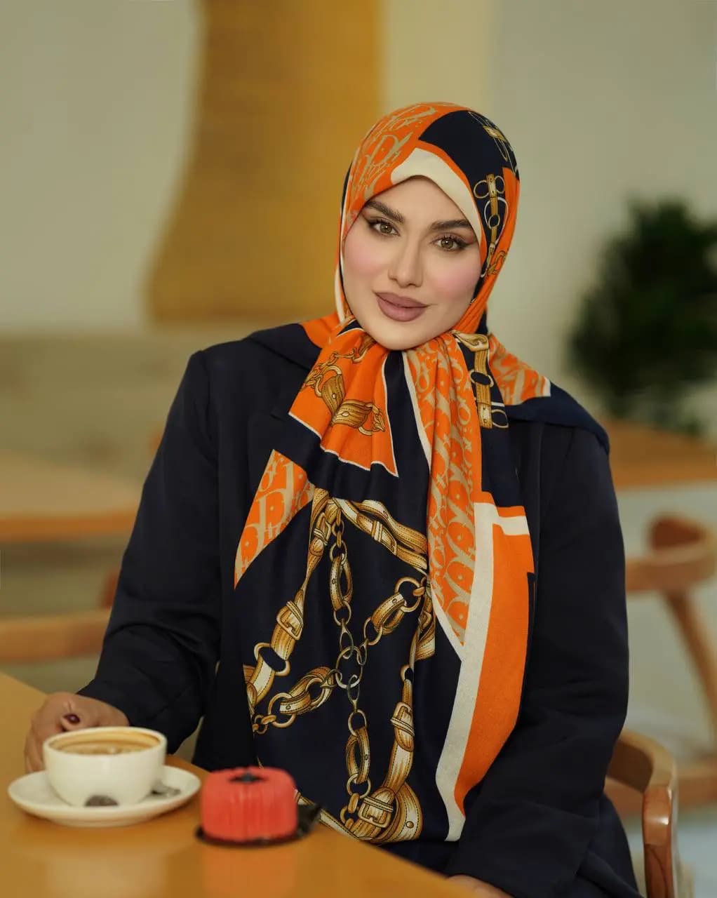 روسری نخی سیااسکارف منگوله دار پاییزه سایز 135 کد 501 — تصویر ۸
