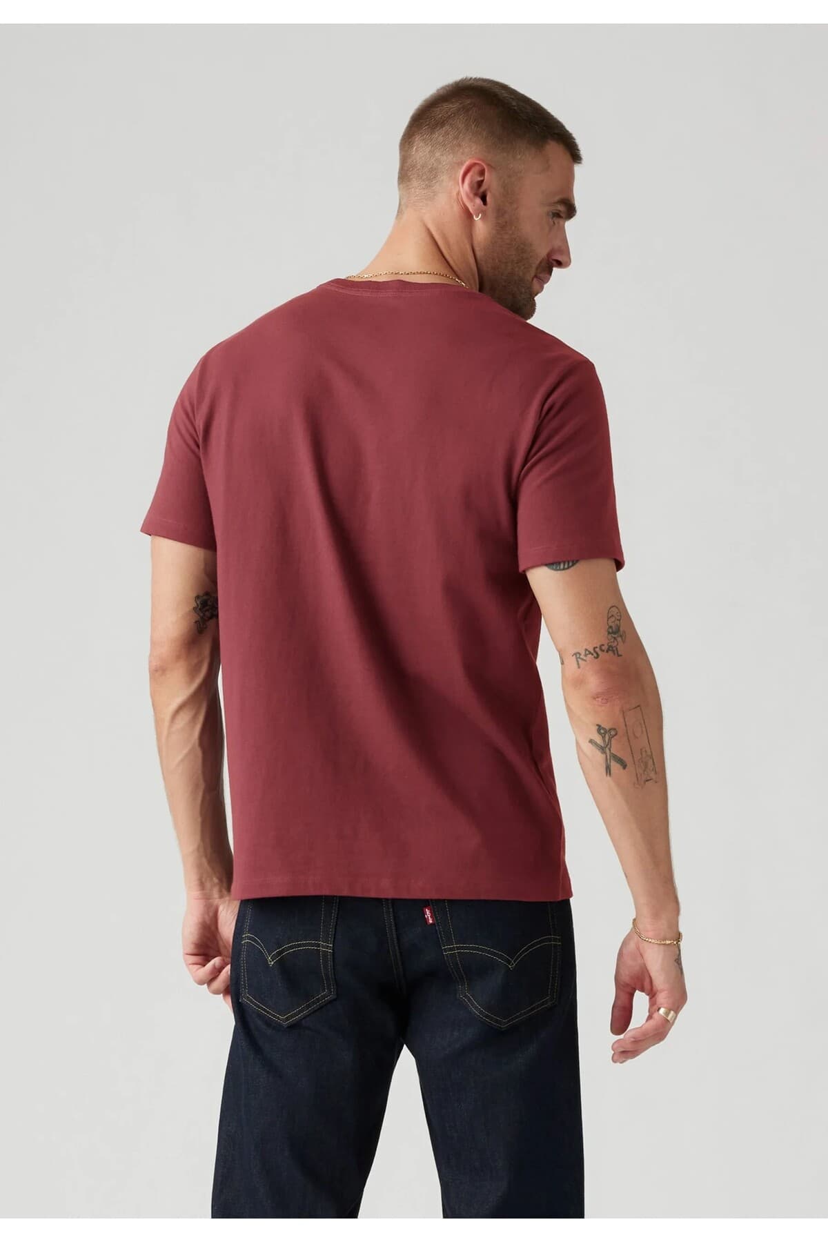 تی شرت ورزشی لیوایز مردانه 100% پنبه بورگاندی بیسیک راسته بیسیک کژوال/روزمره | Levi’s 566050308- 008BT0002 TR — تصویر ۳